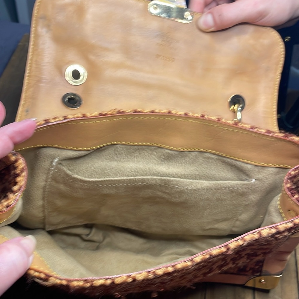 Louis Vuitton Vintage Limited Edition Rabat Bag in Coated Vinyl, Tweed & Leather - Picture 11 of 15
